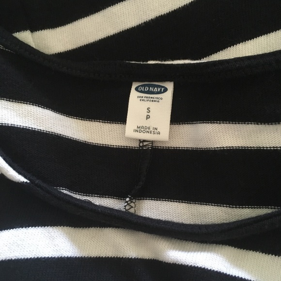 Old Navy Striped Shift Dress - Picture 5 of 6